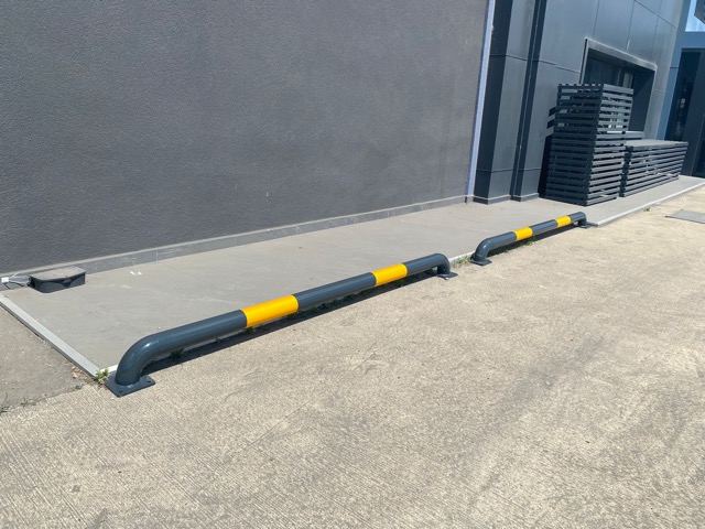 Fabrika Önü Koruma Bariyerleri